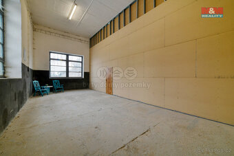 Pronájem skladu, 200m², Planá, ul. Karlín - 16