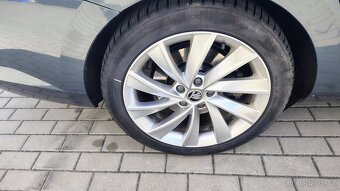 Škoda SUPERB III kombi 2,0 TSI 206kW DSG 4x4 - 16