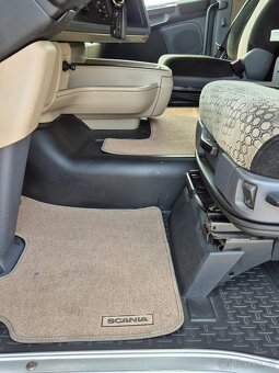 SCANIA R520 V8 TOPLINE-STREAMLINE 2015 - 16