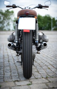 BMW - 16