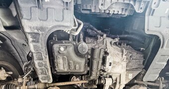 https://auto.bazos.cz/inzerat/225170602/hyundai-i20-12-57kw- - 16