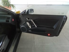 Coupe 2.0i FX, Najeto 70 tis.km, Top stav - 16