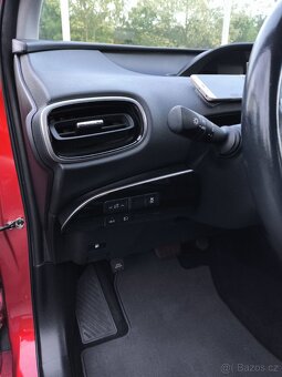 Toyota Prius 50.   (2017)r. - 16