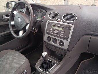 Ford focus 1.6 16v,mod.r.2007,alu,po stk b ČR,Topp - 16