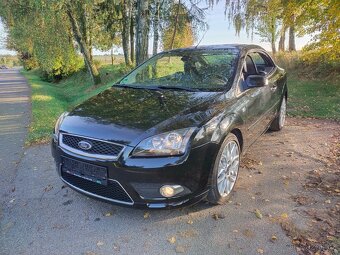 KRÁSNÝ Ford Focus cabrio // 2.0 16v // bez koroze - 16
