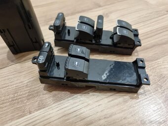 VYPINAC SVETEL OVLADANI OKEN ZDRUZENY OVLADAC - 16