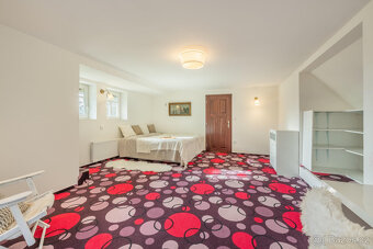 Krásný dům v Podkrkonošší - 16