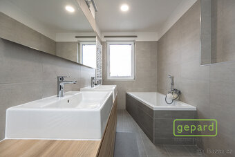 Prodej řadového rodinného domu 4+kk, 100 m2, zahrada, 2 park - 16