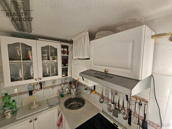 Mezná, Prodej Rodinného domu s apartmánem 310m2, pozemek 219 - 16