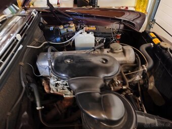 Mercedes Benz 108W - 16