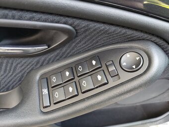 BMW Řada 5, 520i Nové ČR L+Z kola Ojeté, 3/2001, 183 000 km - 16