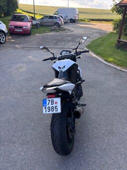 Kawasaki Z750 - 16
