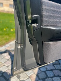 Prodám Mercedes Benz W124 250D r.v. 1989 - 16