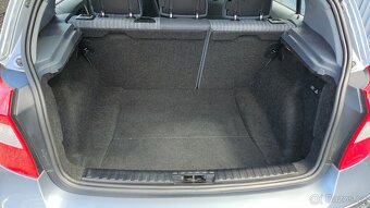 BMW Řada 1 118i 2,0 benzín - 16