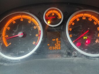Opel Corsa D Coupe - 16