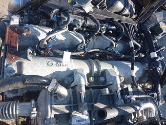 IVECO DAILY VI MOTOR 3,0HPI Z RV 2015 60000KM NAJETO - 16