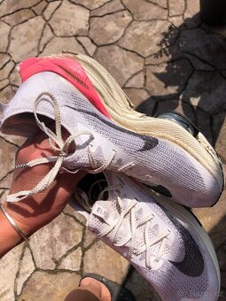 Nike alphafly  uzasne - 16