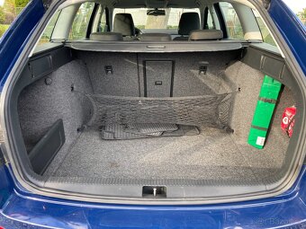 Škoda Octavia 1.6 TDi DSG Navigace, Tempomat - 16