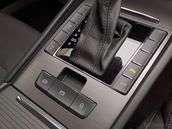 Škoda Superb 3 2.0TDI 140kW 4x4 DSG Matrix Tažné Keyless ACC - 16