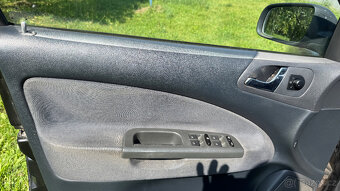 octavia1 Tdi 1,9 66Kw - 16
