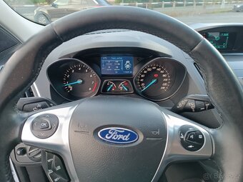 Prodám Ford Kuga EcoBoot 1.5, 110kW, benzín - 16
