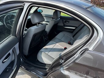 BMW 330i X-Drive - 2007 - 16