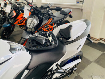 SUZUKI GSX-S 750, 2019 = TOP STAV/ STK A PŘIHLÁŠENÍ V CENĚ - 16