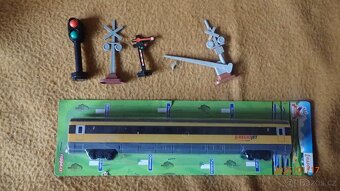Velké množství modelů vláčků - 16