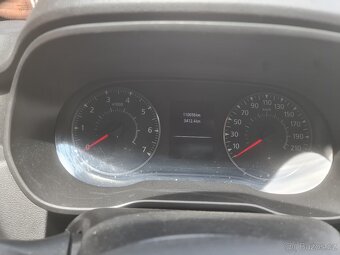 Dacia Duster 1.3 4x4, 110kW, 9/2019, Webasto - 16