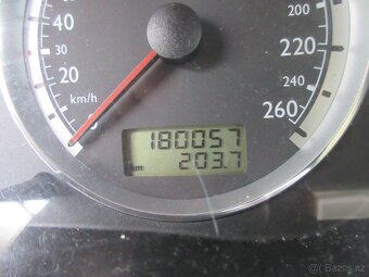 VW Golf IV 1.6 16V, 77 kw, rok 2003, 5 dveřový - 16