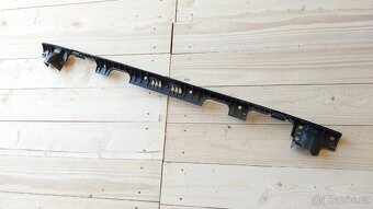 VW Transporter T5 – TLUMENÍ  KAPOTY, DRŽÁK REZERVY, PLAST ZA - 16