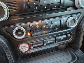 ⭐Ford Mustang 5.0 GT/310KW/6-KVALT/2.MAJ/DPH⭐ - 16