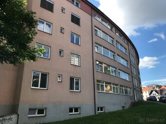 Prodej moderního bytu 3+KK s balkónem u rybníka Hamr – Praha - 16