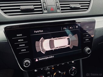 ŠKODA SUPERB COMBI III 2.0TDI 110KW DSG 2018 ACC - 16