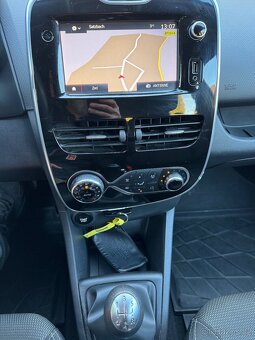 Renault Clio 1.5 dCi, servisovano, navigace - 16