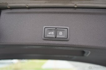 Audi A4 S line Avant B9 2.0 TFSI 5/2024 MATRIX ČR Top stav - 16