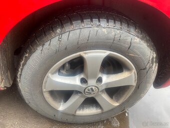 Golf6(krátký)  TOP STAV,1.4TSi barva LY3D - 16