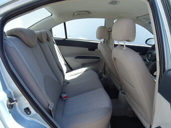 Hyundai Accent 1.5CRDi,81kW,NovéČR,klima,tažné zařízení. - 16