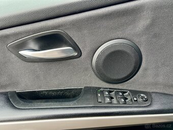BMW 320i 110 kW Výhřevy,Klima,Alu,Stav - 16
