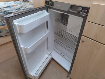 Karavan BEYERLAND Sprinter 460 CTV - 16