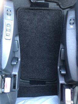 Citroën C8, 2.2 HDI 128 KW ,EXCLUSIVE,ČR.. - 16