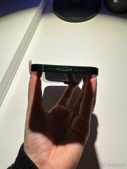 iPhone 13 - 16