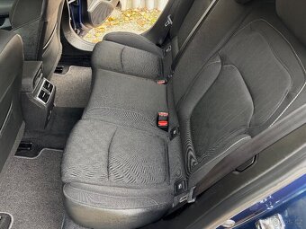 Renault Mégane, 1.3 TCe 1.MAJ. VÝHŘEV SED. PLNÝ SERVIS - 16