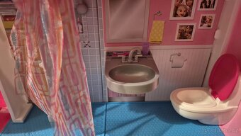 Barbie karavan snů Mattels krabicí - 16