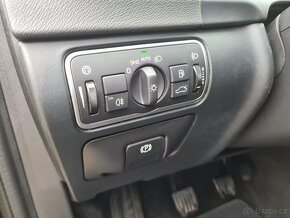 VOLVO V60 2,0 D2  MAN NAVI TEMPOMAT - 16