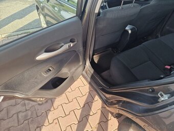 Toyota  Auris1.6VVT-i  91KW r.v.2009 - 16