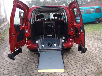 Berlingo s nájezdovou rampou - 16