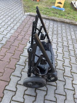 MOON Kočárek (trojkombinace) Nuova Style 2019 + doplňky - 16