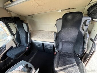 Tahač Mercedes-Benz Actros 1845 LowDeck - 16