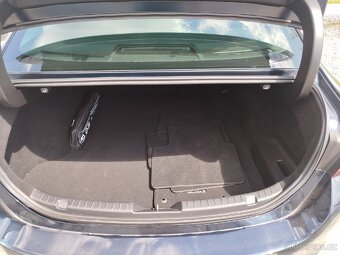 Mazda 3 Comfort+ 2,0 90 kw-Top stav, servis Mazda, 1 maj. - 16